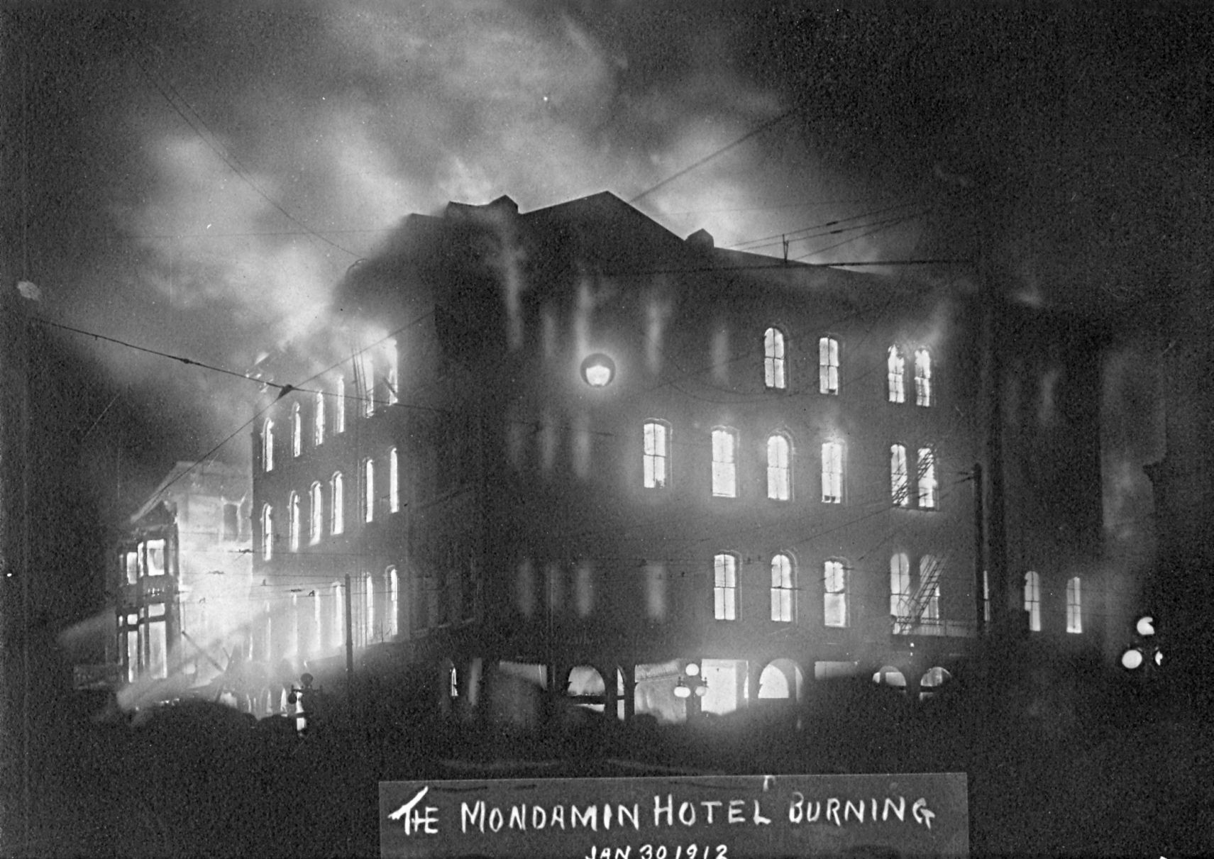 1912 Mondamin Hotel fire